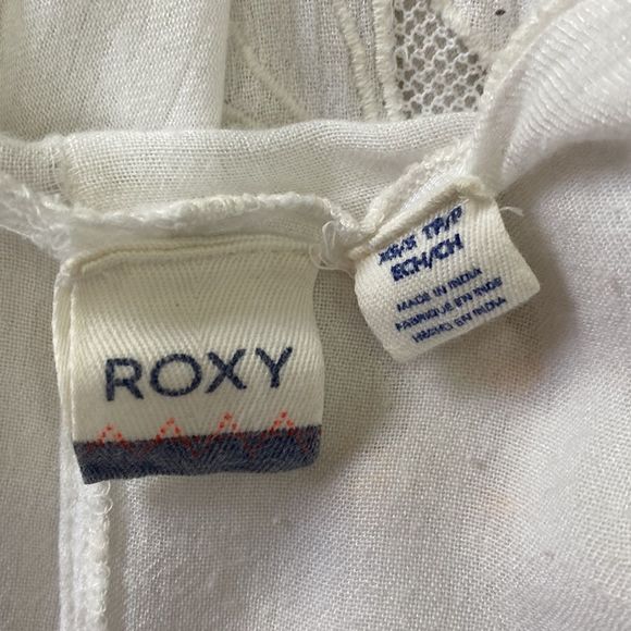 Roxy fringe overthrow wrap shawl poncho shrug lace embroidered XS - Picture 9 of 12